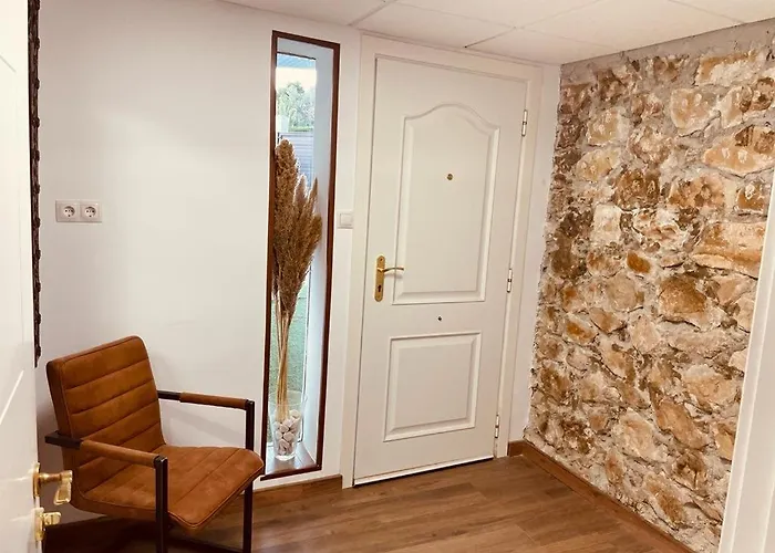 Luxury Apartament Airport